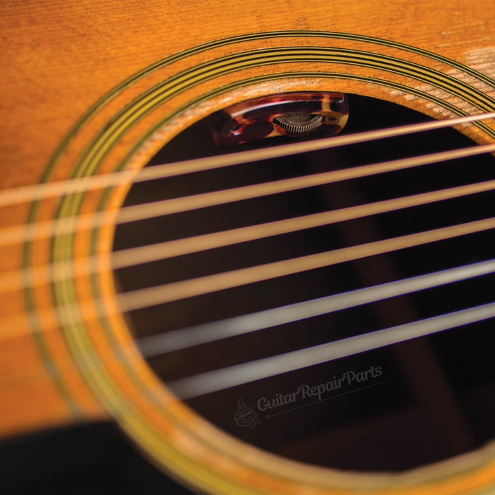 LR Baggs Lyric Acoustic Guitar Microphone w. Preamp & Volume Control