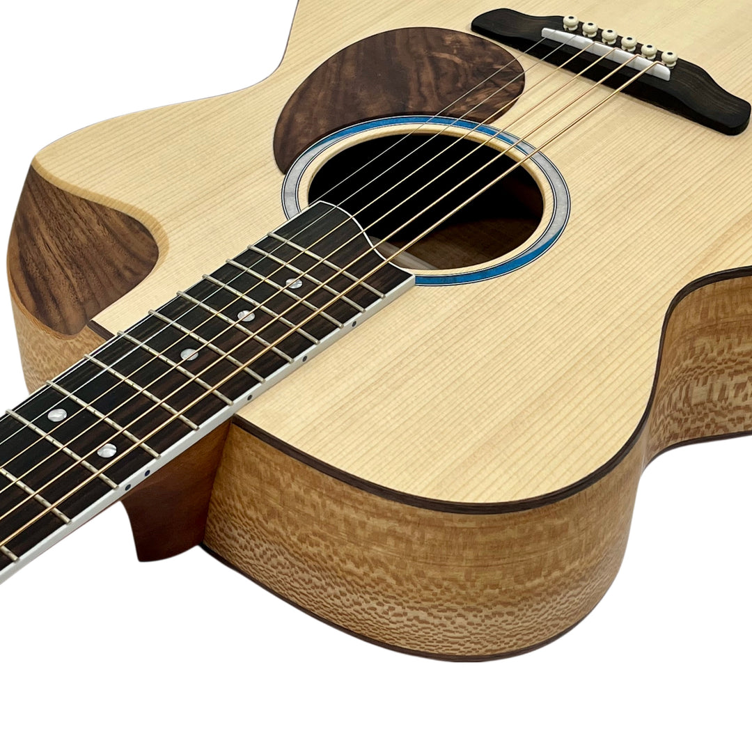Calico Guitarworks 000 Scoopoed Cutaway Acoustic Guitar - American Sycamore